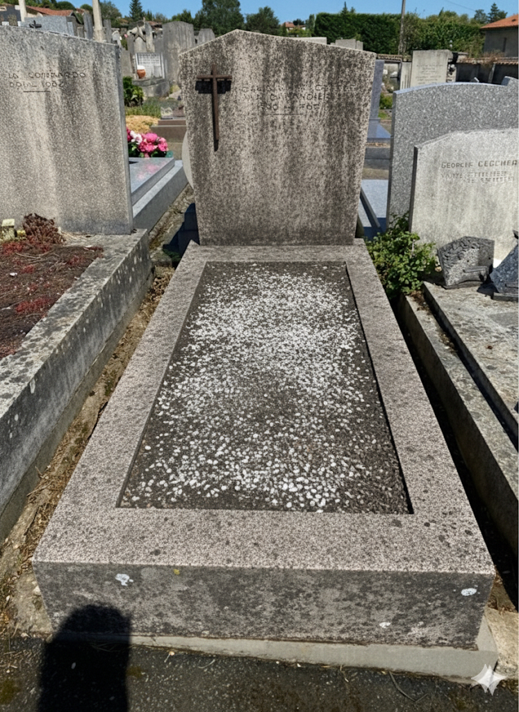 Avant nettoyage - Sépulture à Lyon